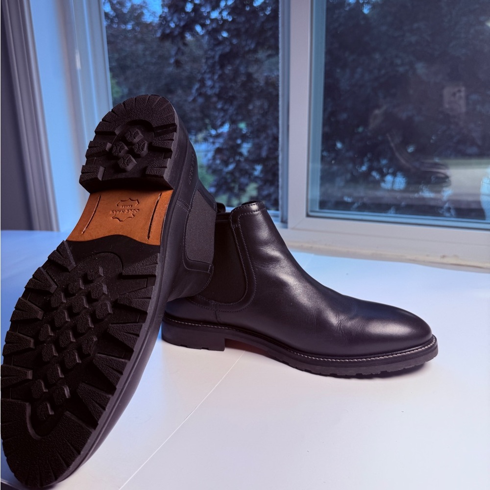 COLE HAAN MENS BLACK BERKSHIRE LUG CHELSEA BOOT SIZE 8 MEDIUM - Picture 12 of 14